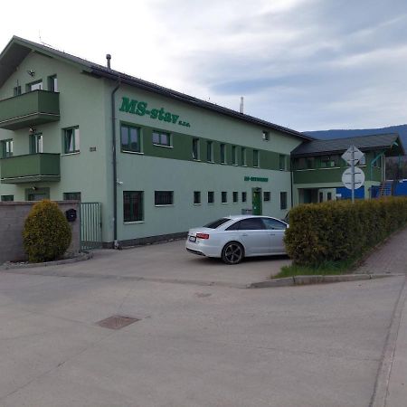 Ms-Ubytovanie Hotel Dolny Kubin Luaran gambar